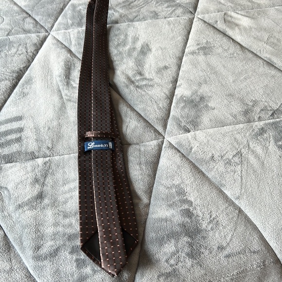 Designer Ties Set of 3! - Picture 10 of 11